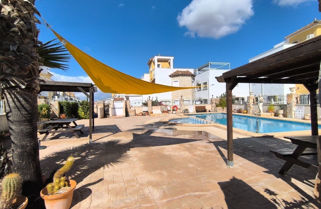 3 quarto Casa em Banda para venda em Algorfa com piscina - 171 995 € (Ref: 9412833)