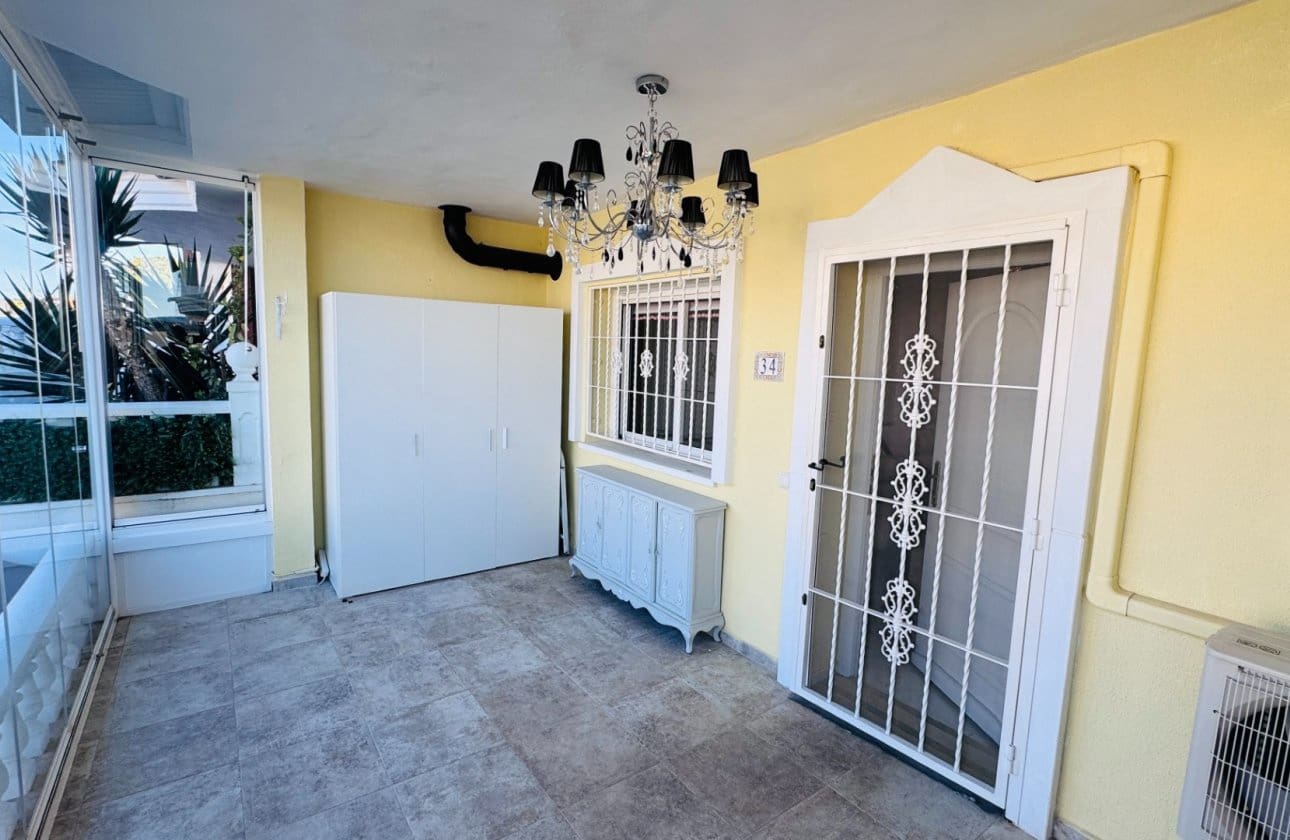 2 bedroom Townhouse for sale in Benijofar with pool - € 189,995 (Ref: 9420065)