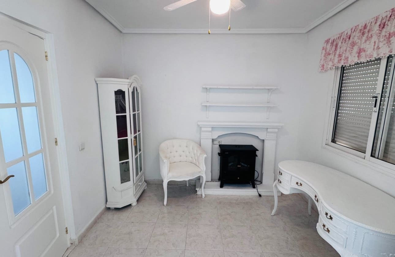 2 bedroom Townhouse for sale in Benijofar with pool - € 189,995 (Ref: 9420065)