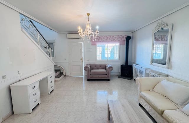 2 makuuhuone Omakotitalo myytävänä paikassa Benijófar mukana uima-altaan - 189 995 € (Ref: 9420065)