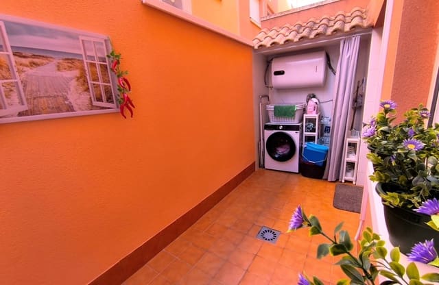 4 soverom Hus til salgs i Bigastro med svømmebasseng garasje - € 219 000 (Ref: 9432024)