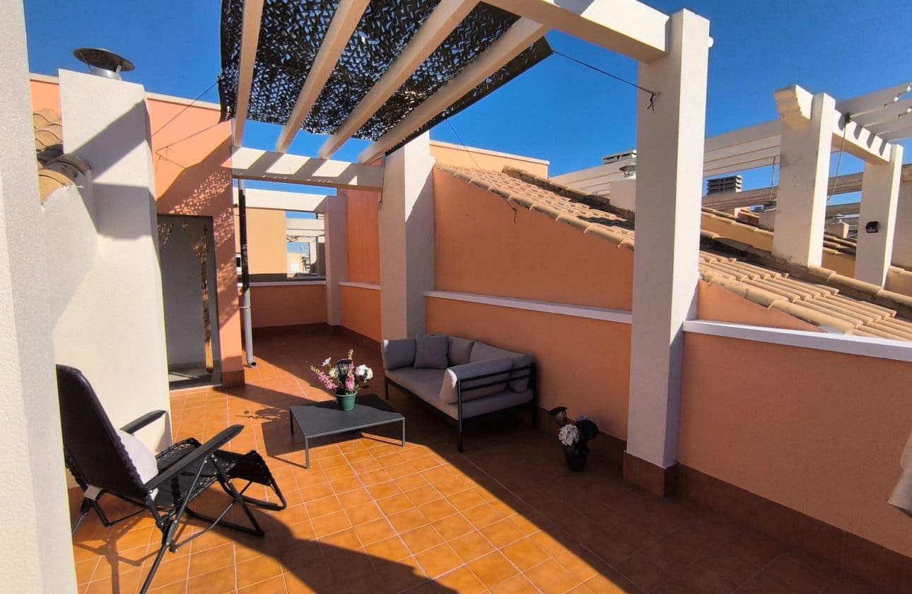 Casa de 4 habitaciones en Bigastro en venta con piscina garaje - 219.000 € (Ref: 9432024)