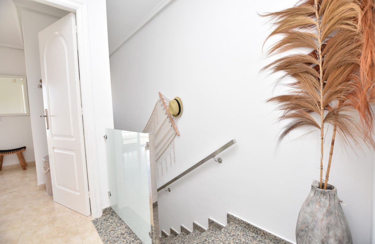 2 soverom Hus til salgs i Dona Pepa med svømmebasseng - € 255 000 (Ref: 9447194)