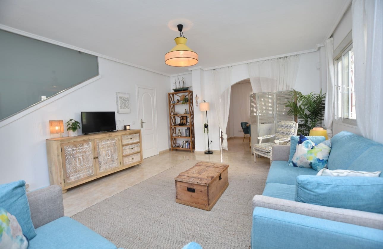 2 soverom Hus til salgs i Dona Pepa med svømmebasseng - € 255 000 (Ref: 9447194)