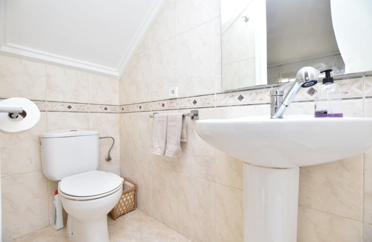 2 soverom Hus til salgs i Dona Pepa med svømmebasseng - € 255 000 (Ref: 9447194)