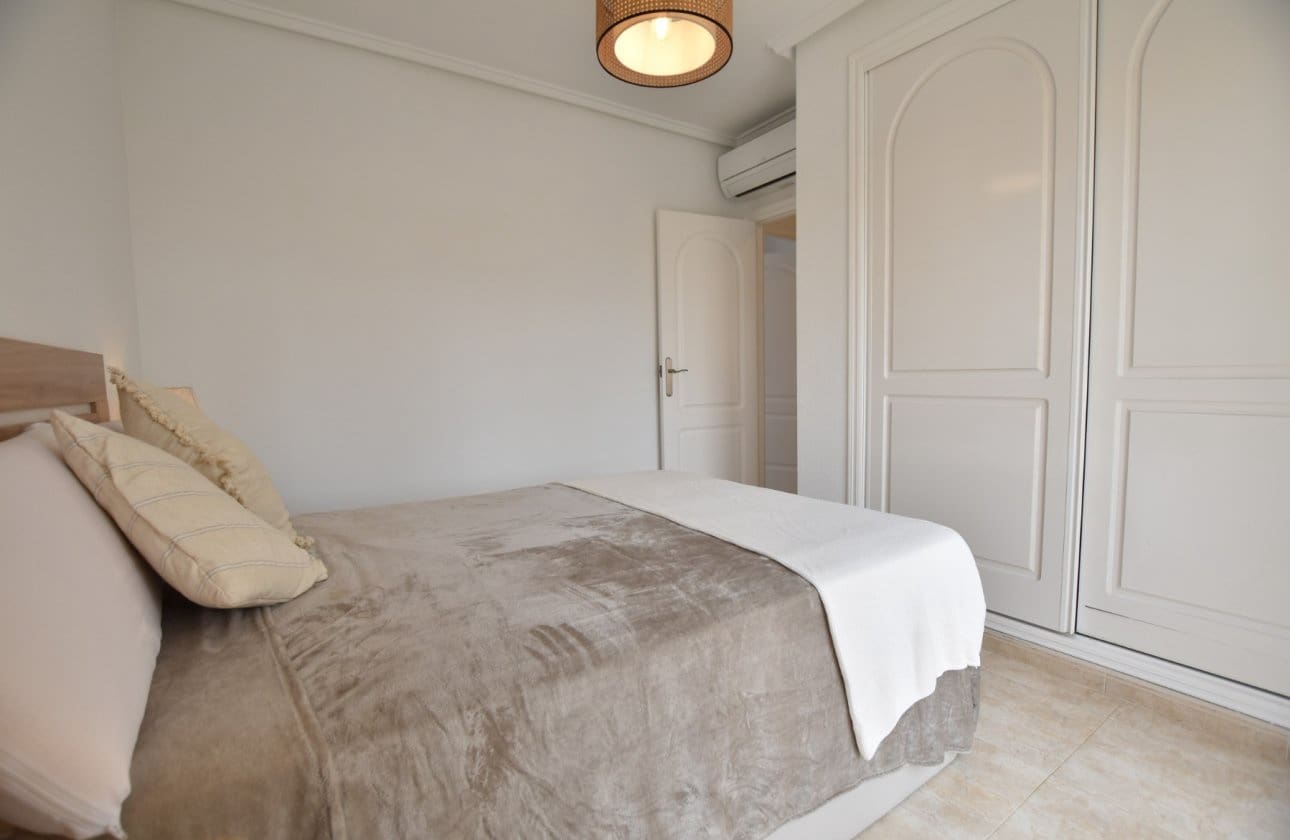 2 soverom Hus til salgs i Dona Pepa med svømmebasseng - € 255 000 (Ref: 9447194)