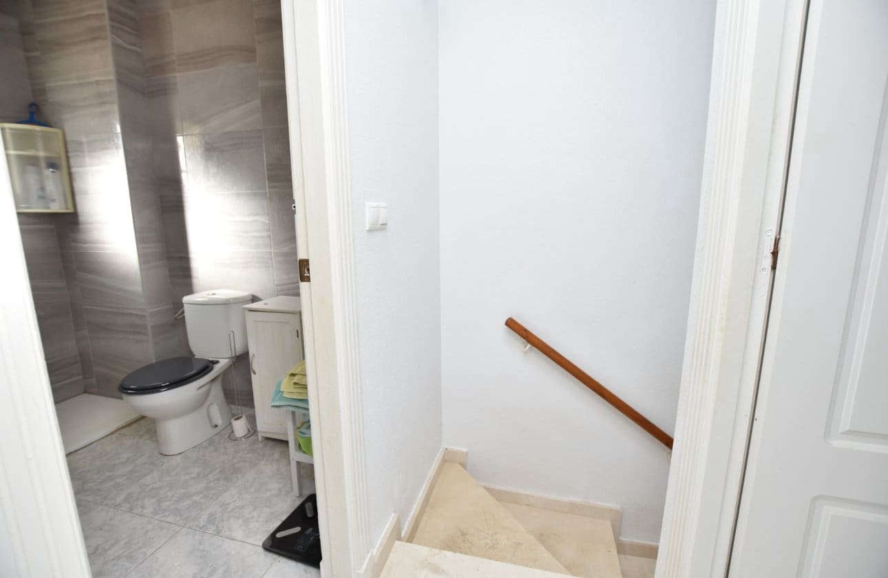 2 soveværelse Rækkehus til salg i Algorfa med swimmingpool - € 135.000 (Ref: 9447195)