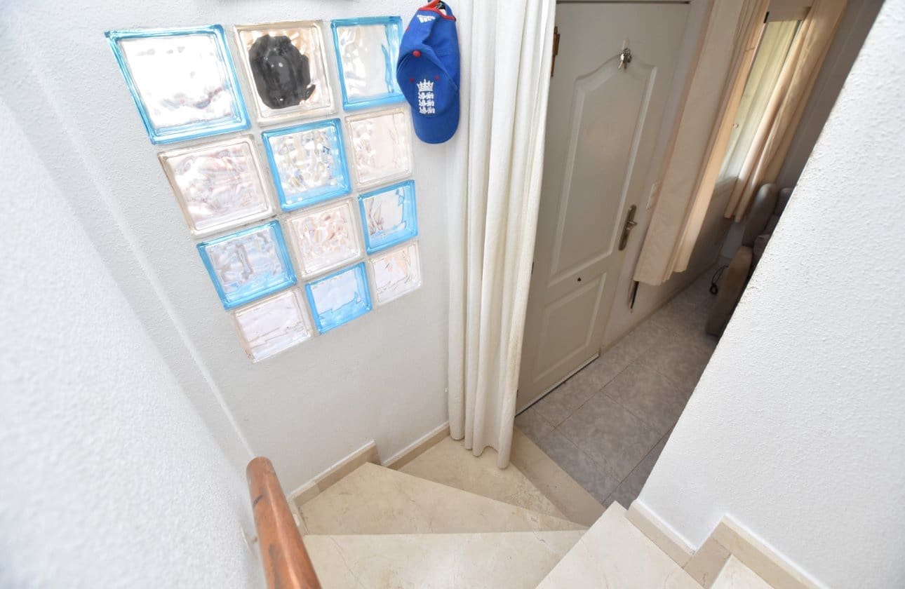 2 soveværelse Rækkehus til salg i Algorfa med swimmingpool - € 135.000 (Ref: 9447195)