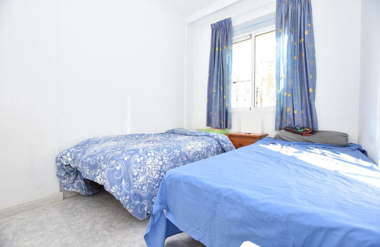 2 soveværelse Rækkehus til salg i Algorfa med swimmingpool - € 135.000 (Ref: 9447195)