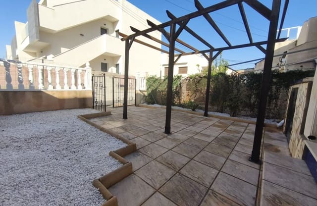 3 makuuhuone Omakotitalo myytävänä paikassa Los Balcones - Los Altos, Torrevieja mukana uima-altaan - 149 000 € (Ref: 9473313)