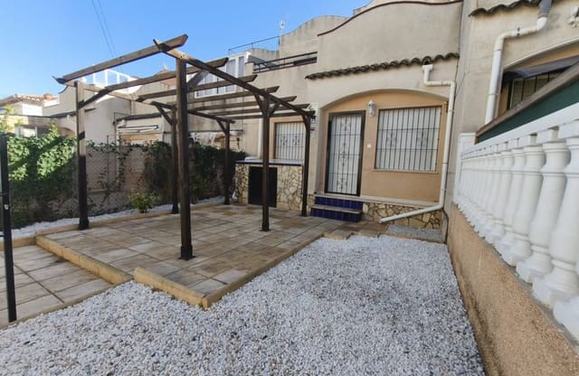 3 makuuhuone Omakotitalo myytävänä paikassa Los Balcones - Los Altos, Torrevieja mukana uima-altaan - 149 000 € (Ref: 9473313)