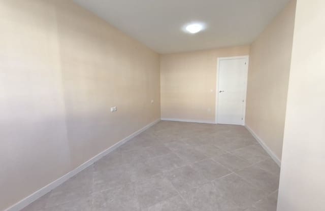 2 chambre Bungalow à vendre à El Chaparral, Torrevieja - 119 000 € (Ref: 9474397)