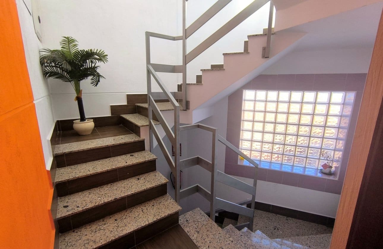 2 bedroom Apartment for sale in Benijofar - € 120,000 (Ref: 9490084)