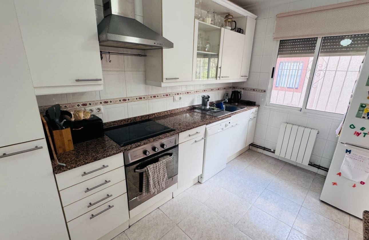 2 bedroom Villa for sale in Algorfa with pool garage - € 249,950 (Ref: 9516513)