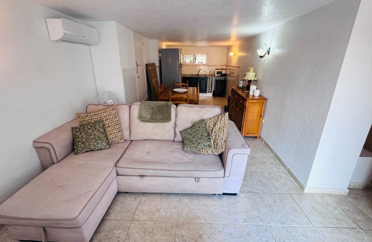 2 bedroom Villa for sale in Algorfa with pool garage - € 249,950 (Ref: 9516513)