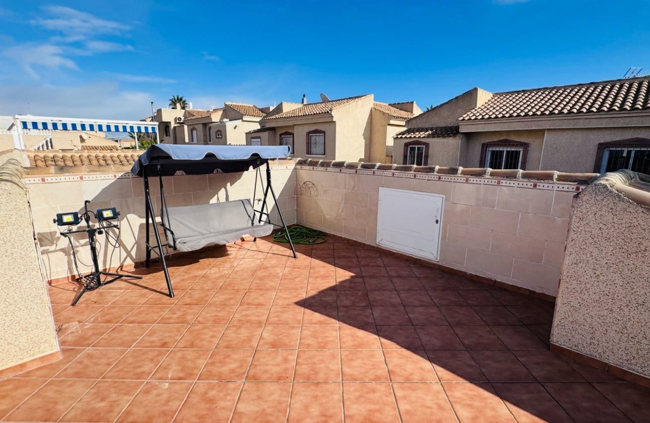 2 bedroom Villa for sale in Algorfa with pool garage - € 249,950 (Ref: 9516513)