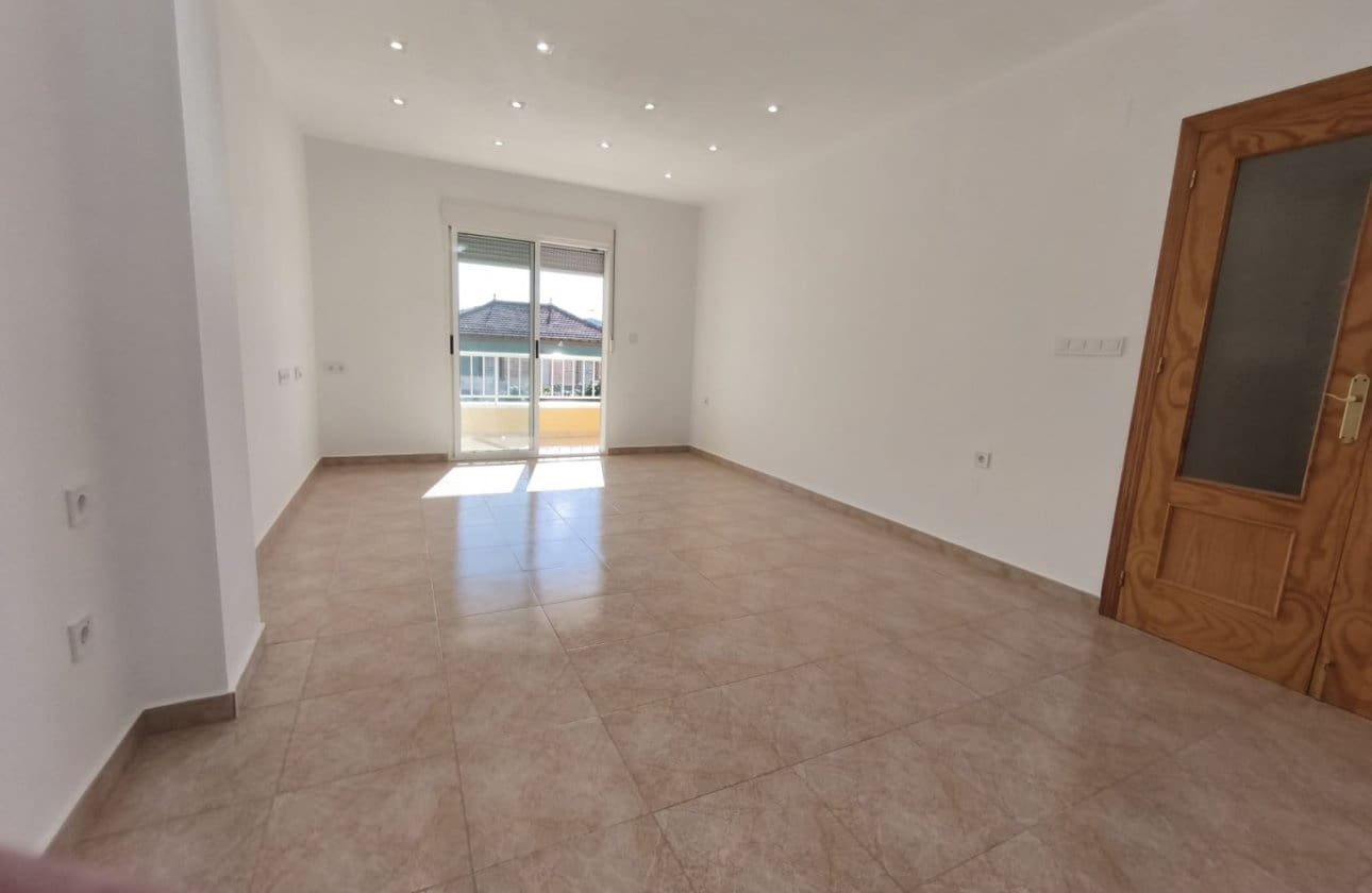 4 sovrum Hus till salu i Benejuzar med garage - 165 000 € (Ref: 9528315)