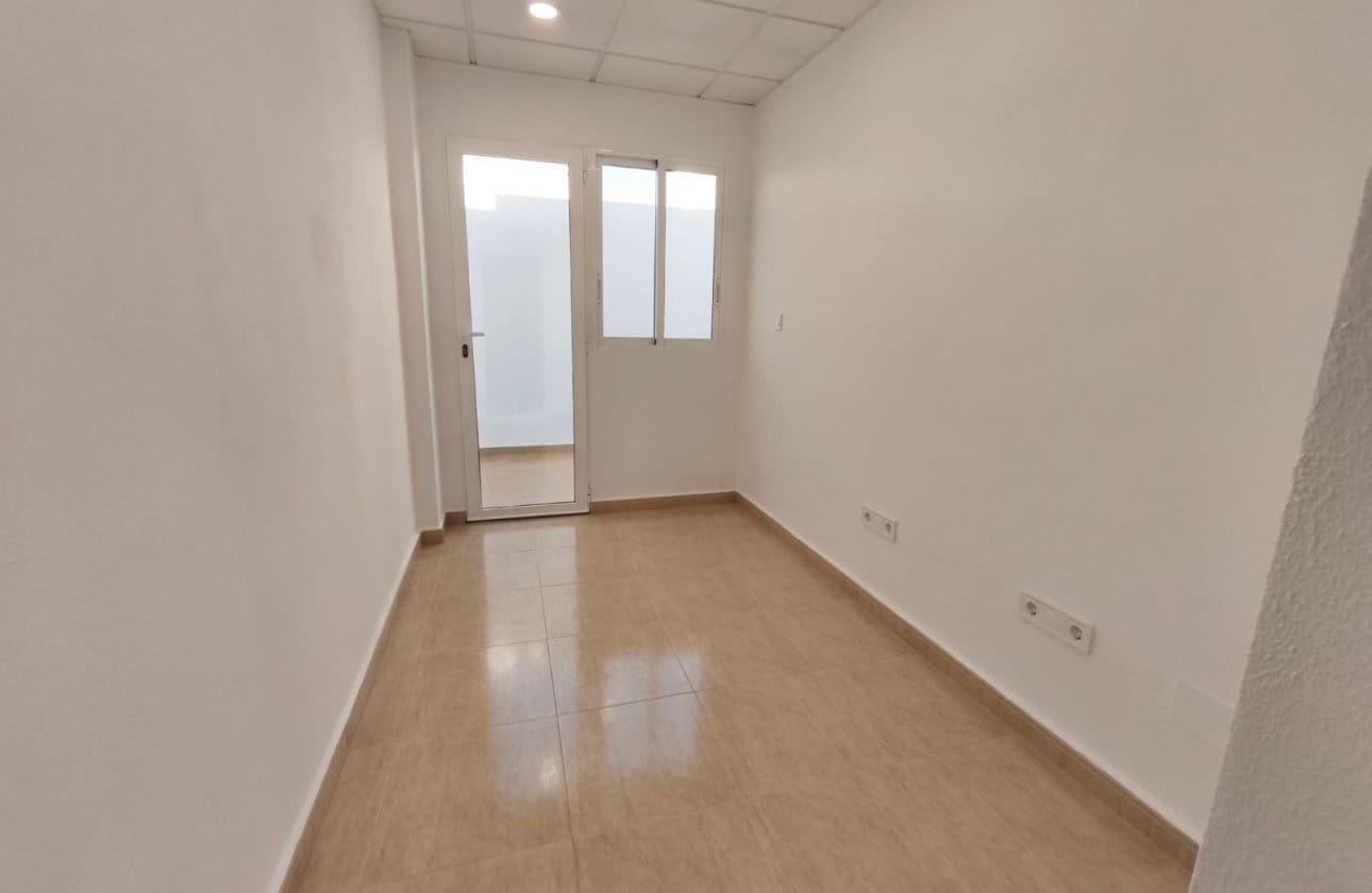 4 sovrum Hus till salu i Benejuzar med garage - 165 000 € (Ref: 9528315)