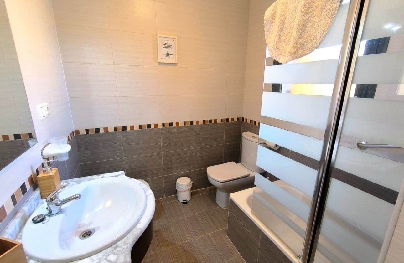 2 sovrum Semi-fristående Villa till salu i Ciudad Quesada med pool garage - 250 000 € (Ref: 9528799)