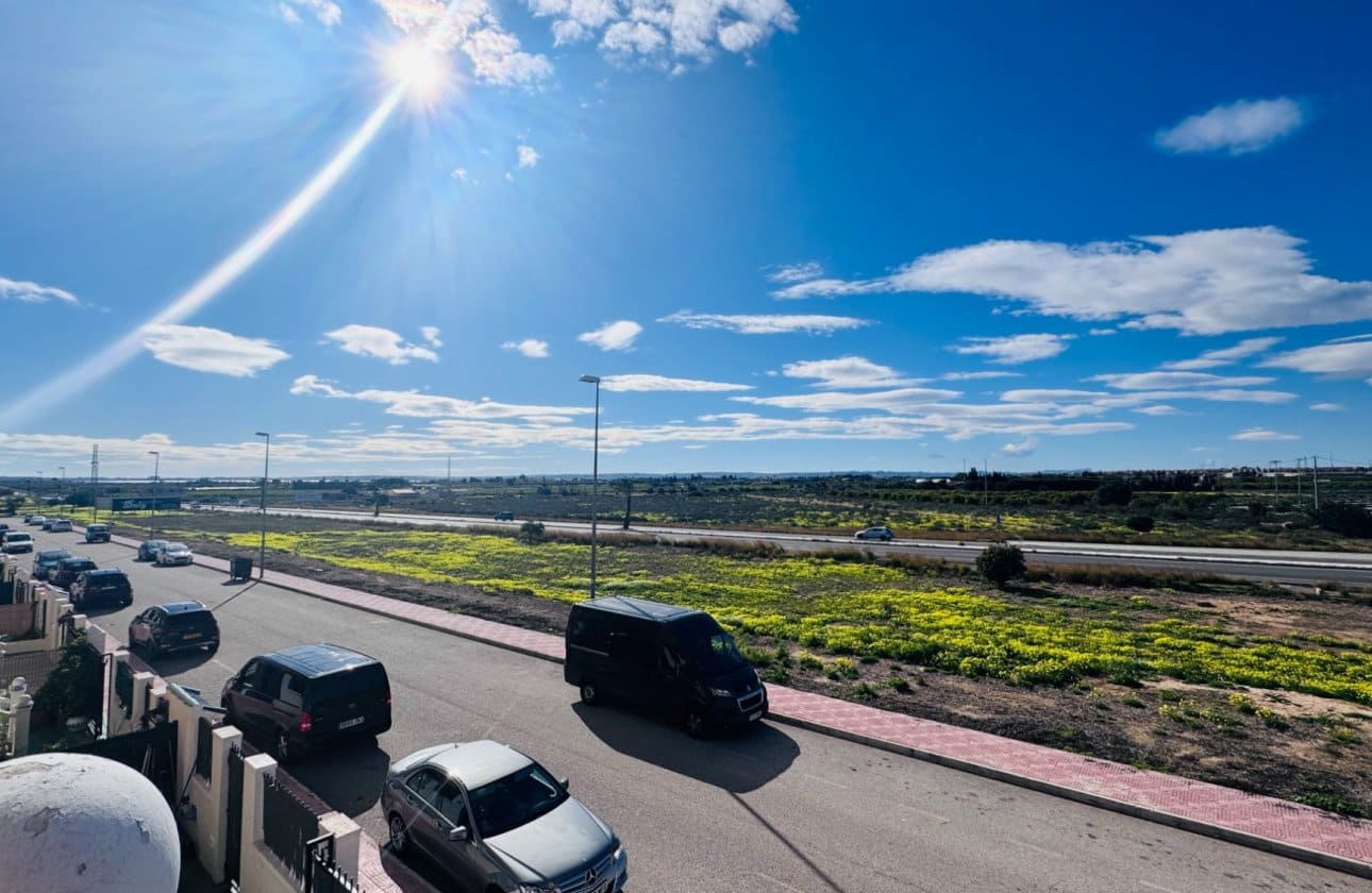 2 sovrum Semi-fristående Villa till salu i Ciudad Quesada med pool garage - 250 000 € (Ref: 9528799)