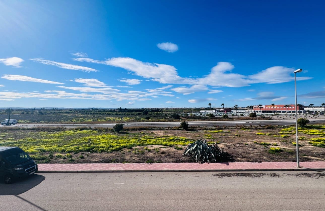 2 sovrum Semi-fristående Villa till salu i Ciudad Quesada med pool garage - 250 000 € (Ref: 9528799)