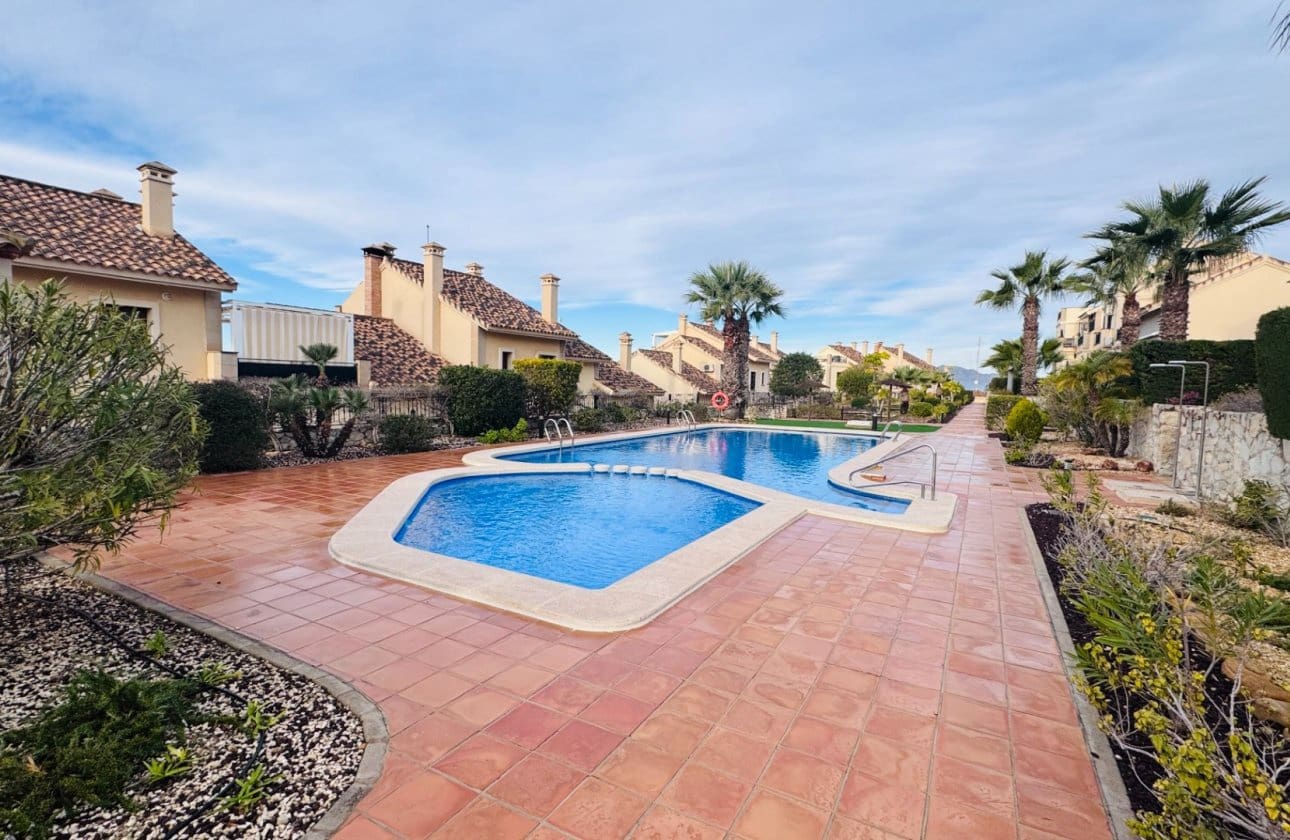 2 soveværelse Lejlighed til salg i Algorfa med swimmingpool garage - € 210.000 (Ref: 9528800)