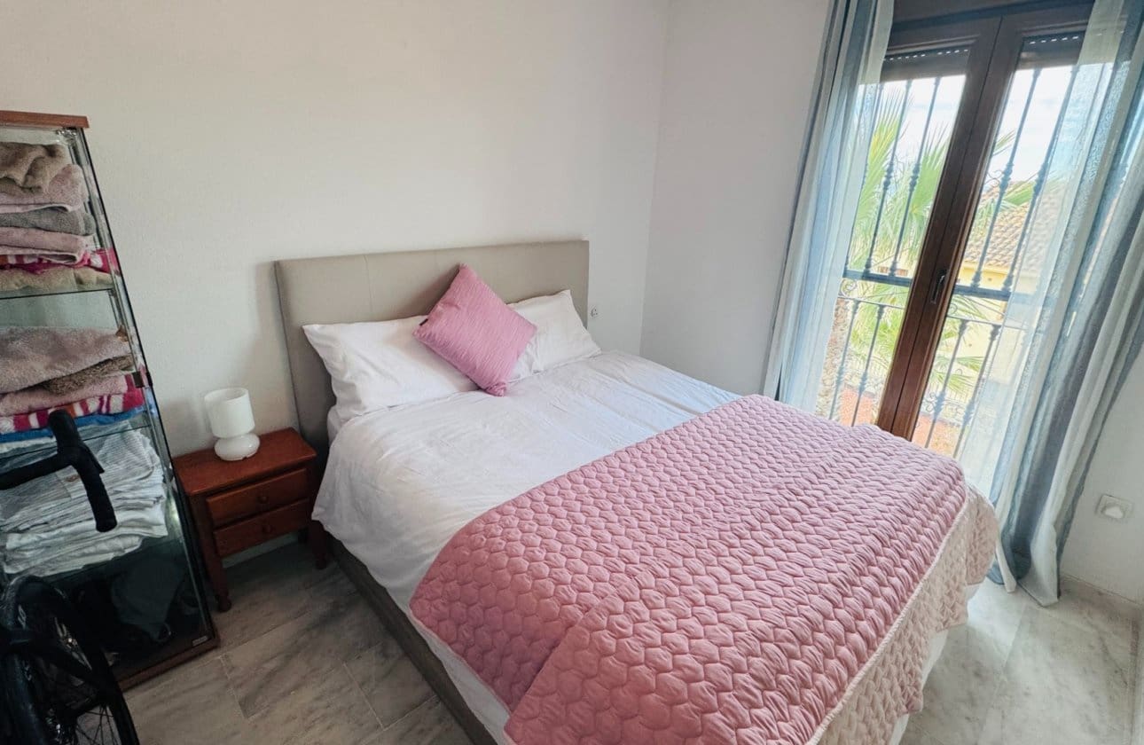 2 soveværelse Lejlighed til salg i Algorfa med swimmingpool garage - € 210.000 (Ref: 9528800)