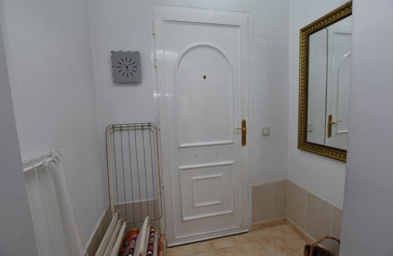 Casa de 2 habitaciones en Algorfa en venta con piscina garaje - 200.000 € (Ref: 9548978)