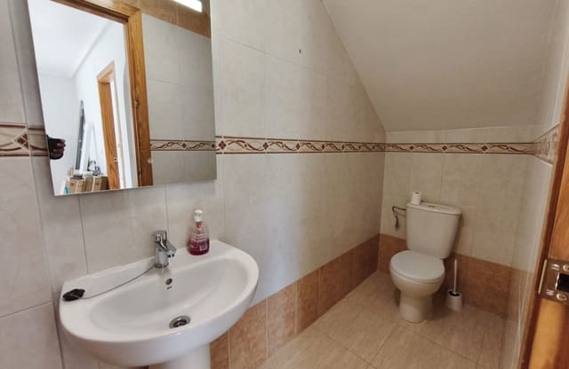 3 slaapkamer Rijtjeshuis te koop in Ciudad Quesada, Rojales met zwembad - € 275.000 (Ref: 9548979)