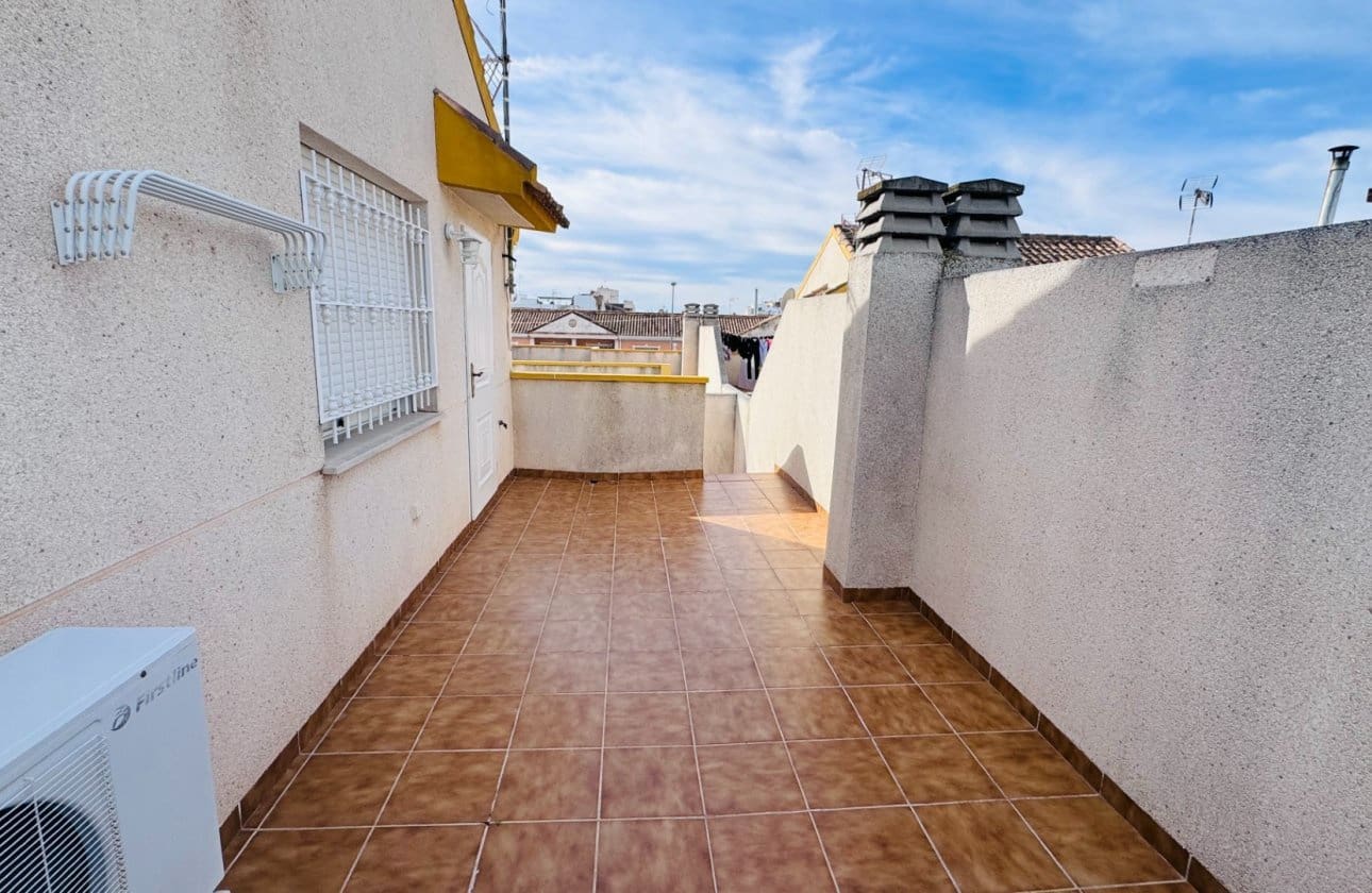 3 sovrum Hus till salu i Daya Nueva med pool - 159 950 € (Ref: 9552623)