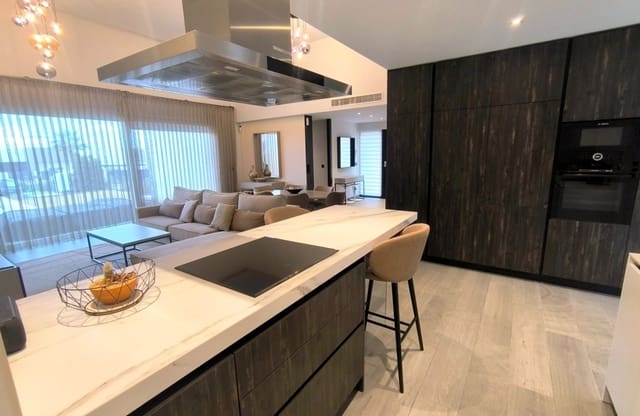 3 soverom Villa til salgs i Algorfa med svømmebasseng garasje - € 550 000 (Ref: 9580414)