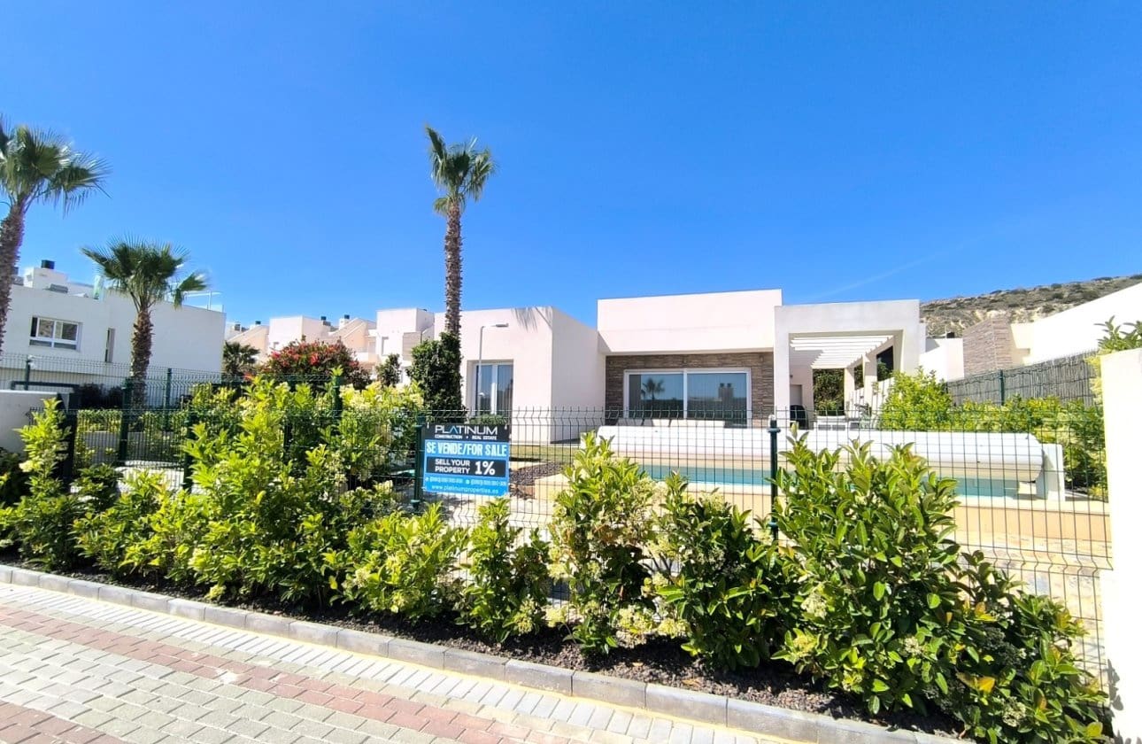 3 soverom Villa til salgs i Algorfa med svømmebasseng garasje - € 550 000 (Ref: 9580414)