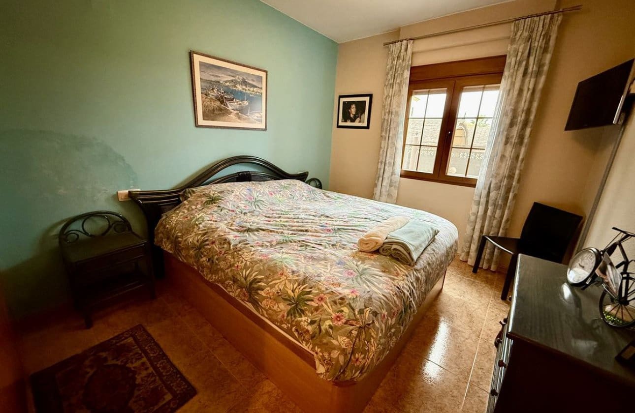 3 sovrum Villa till salu i Benijofar med pool - 330 000 € (Ref: 9603686)