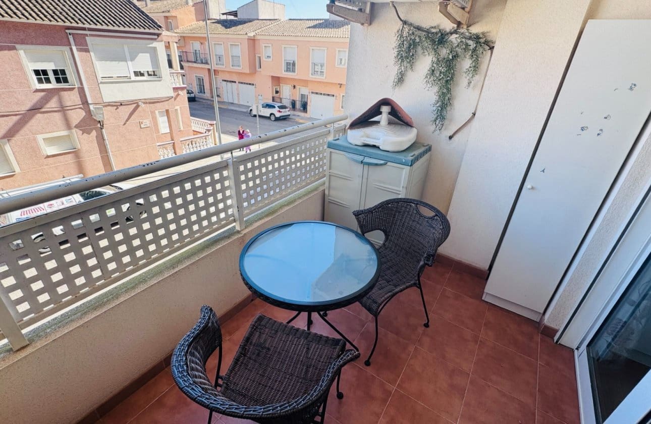 Apartamento de 2 habitaciones en Almoradí en venta con piscina - 109.950 € (Ref: 9631832)