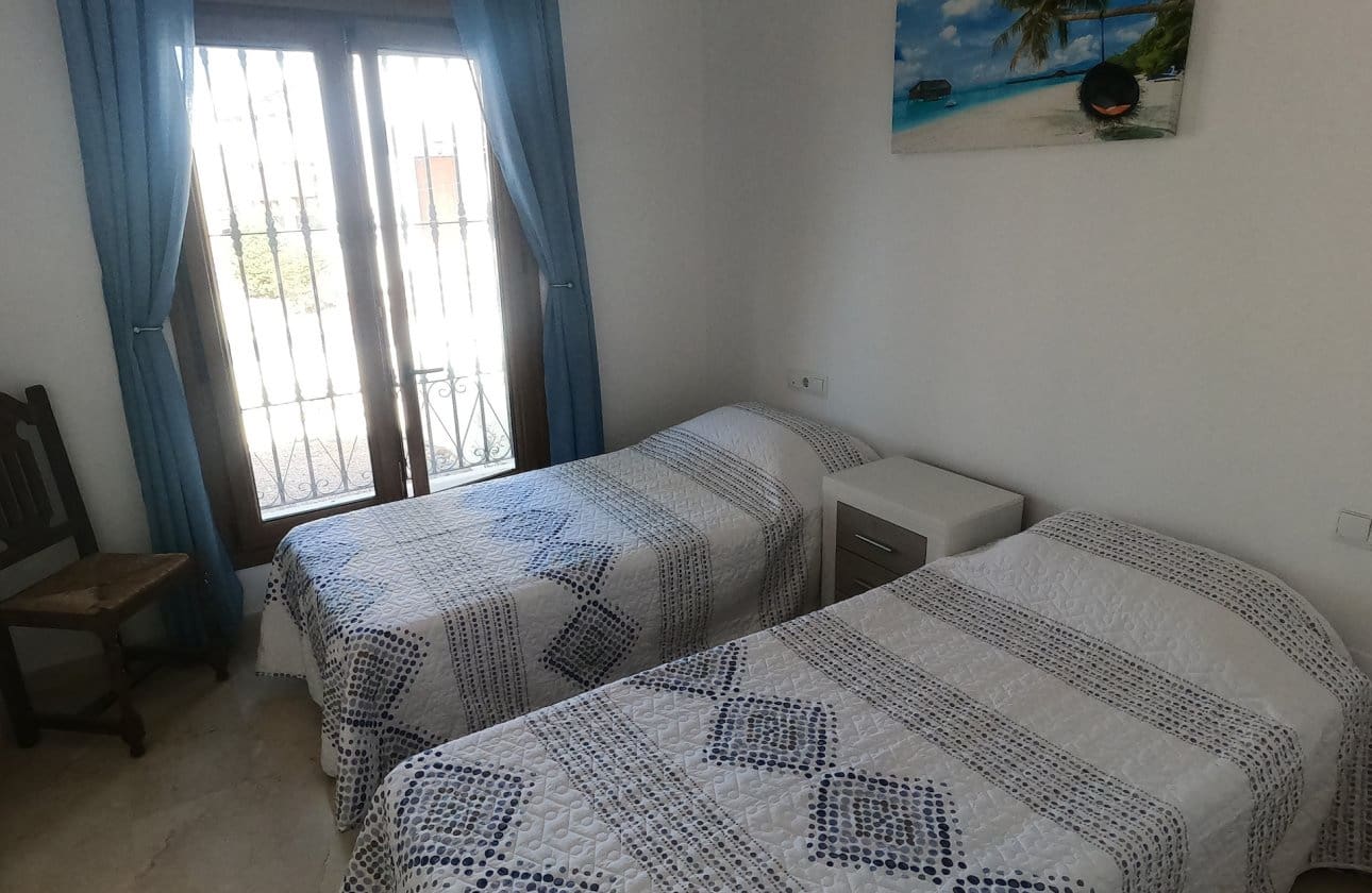 3 bedroom Townhouse for sale in Algorfa with pool - € 249,000 (Ref: 9643493)