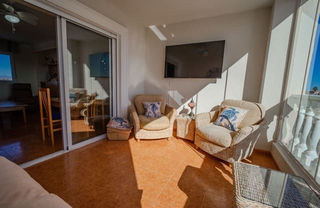 2 sovrum Lägenhet till salu i Guardamar del Segura med pool - 169 950 € (Ref: 9643495)