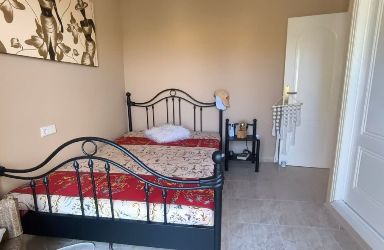 2 soverom Hus til salgs i Ciudad Quesada med svømmebasseng garasje - € 265 000 (Ref: 9652393)