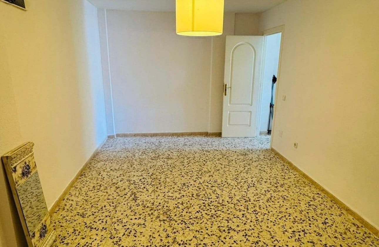 2 soverom Hus til salgs i Ciudad Quesada med svømmebasseng garasje - € 265 000 (Ref: 9652393)