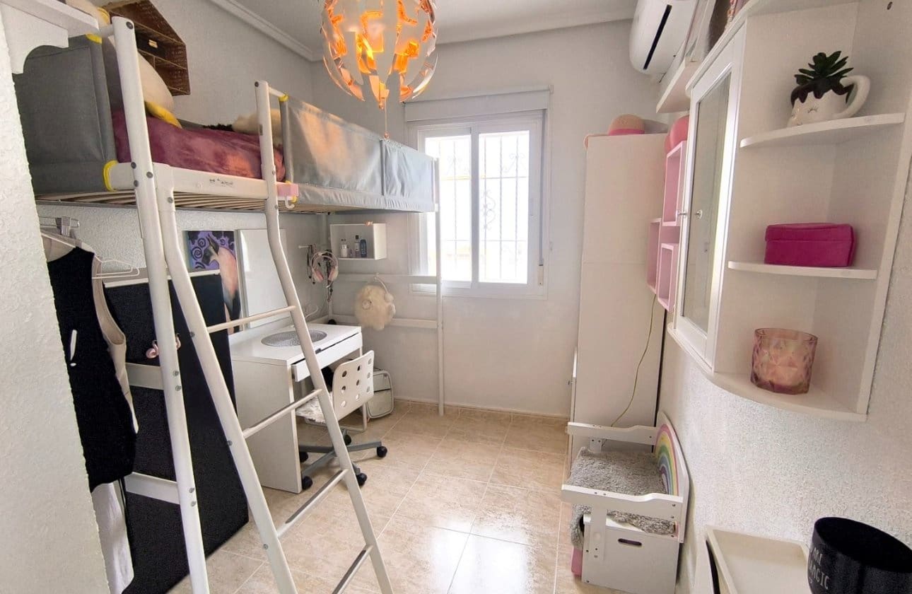 3 camera da letto Bungalow in vendita in Benijofar con piscina - 239.950 € (Rif: 9674758)