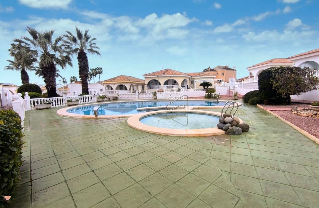 3 camera da letto Bungalow in vendita in Benijofar con piscina - 239.950 € (Rif: 9674758)