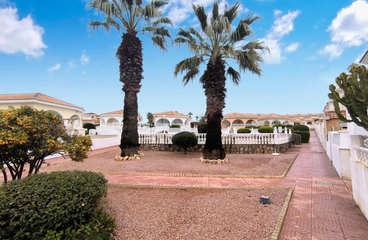 3 camera da letto Bungalow in vendita in Benijofar con piscina - 239.950 € (Rif: 9674758)