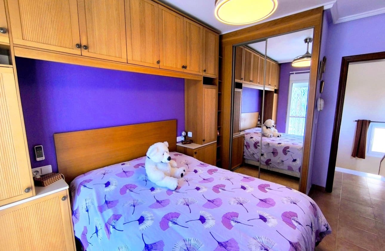 3 soverom Kjedet enebolig til salgs i Algorfa med svømmebasseng garasje - € 185 000 (Ref: 9713876)