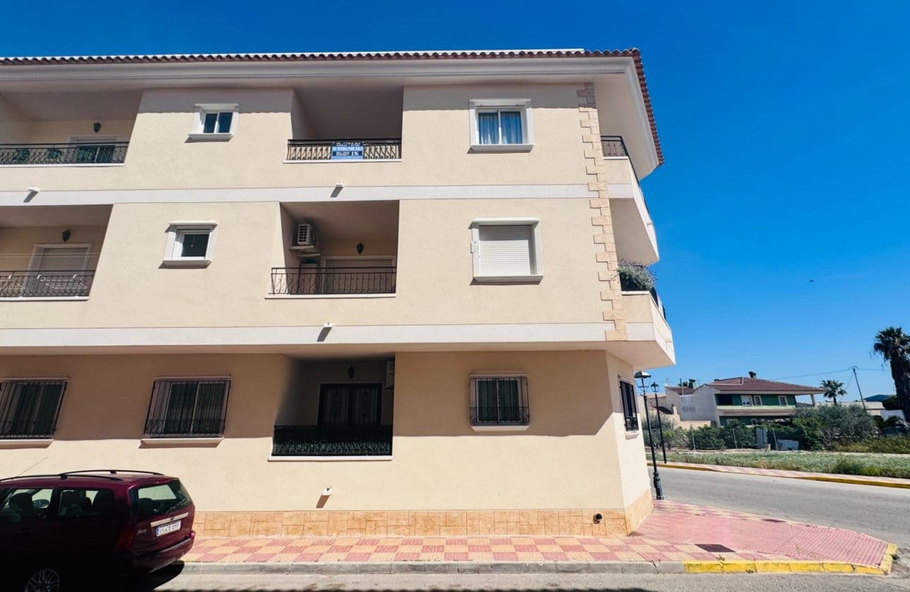 3 sypialnia Apartament na sprzedaż w Jacarilla z basenem garażem - 139 950 € (Ref: 9782139)