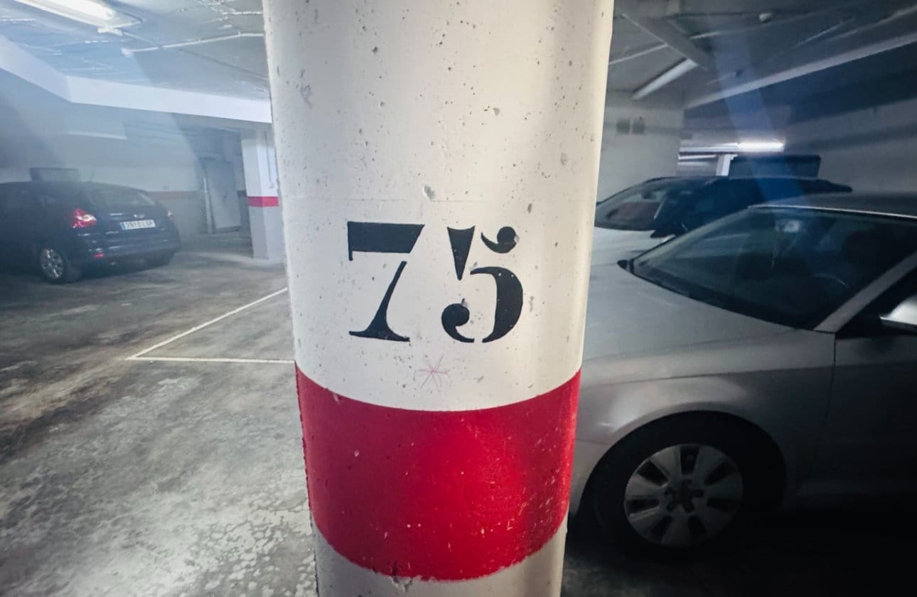 3 sypialnia Apartament na sprzedaż w Jacarilla z basenem garażem - 139 950 € (Ref: 9782139)