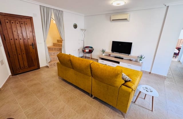 3 sypialnia Apartament na sprzedaż w Jacarilla z basenem garażem - 139 950 € (Ref: 9782139)