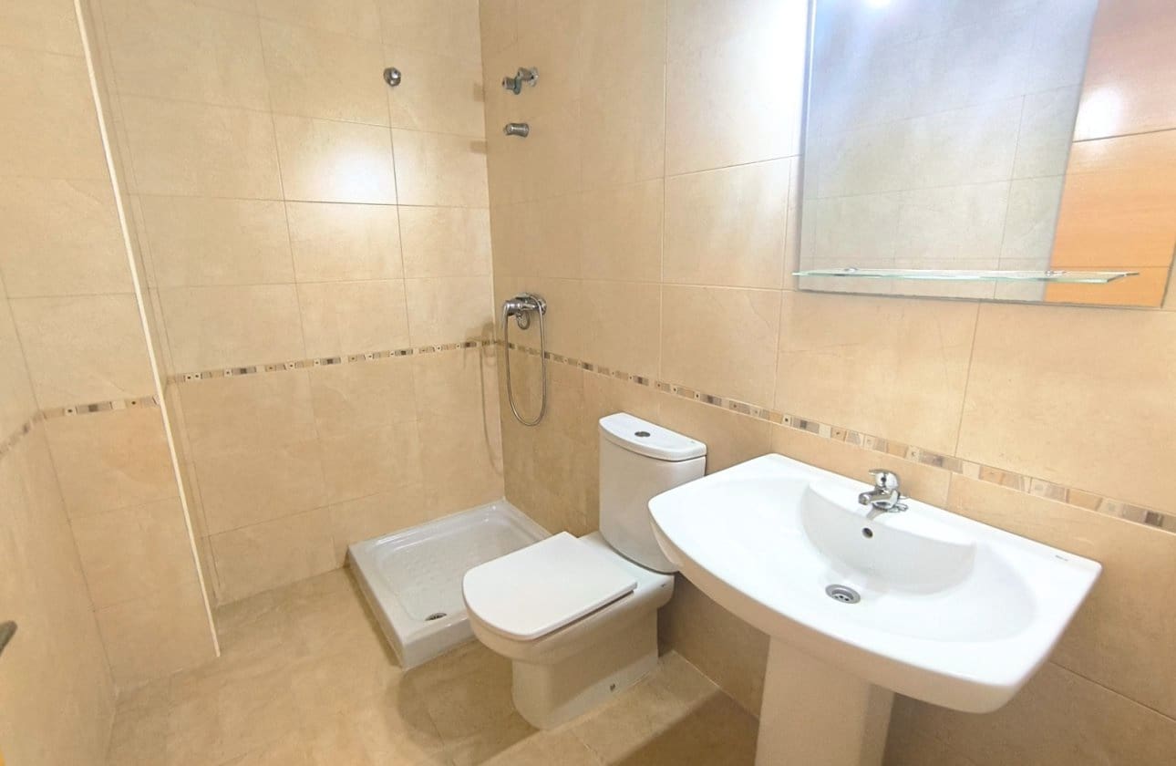 3 sypialnia Dom blizniak na sprzedaż w Ciudad Quesada z basenem - 249 950 € (Ref: 9793163)