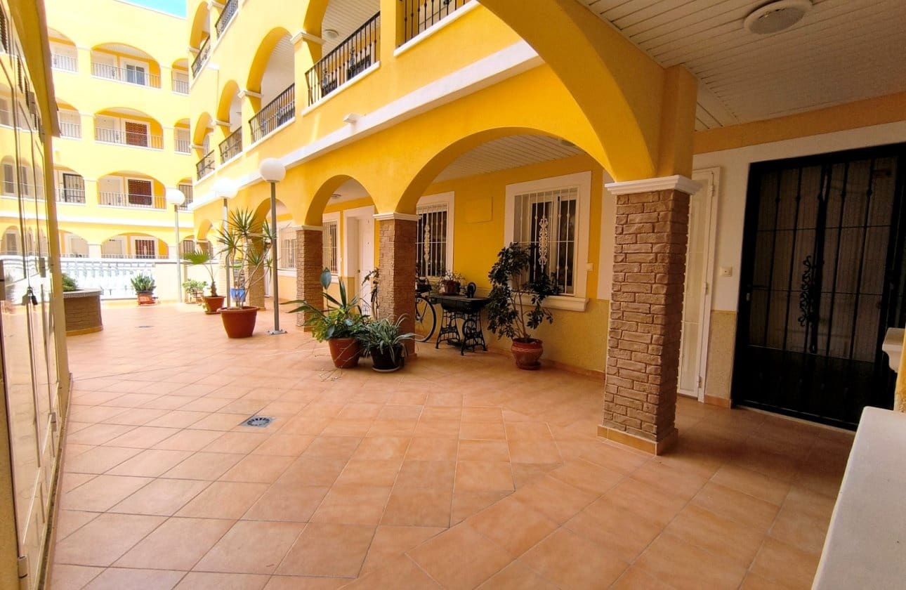 2 chambre Appartement à vendre à Algorfa avec piscine garage - 113 000 € (Ref: 9793164)