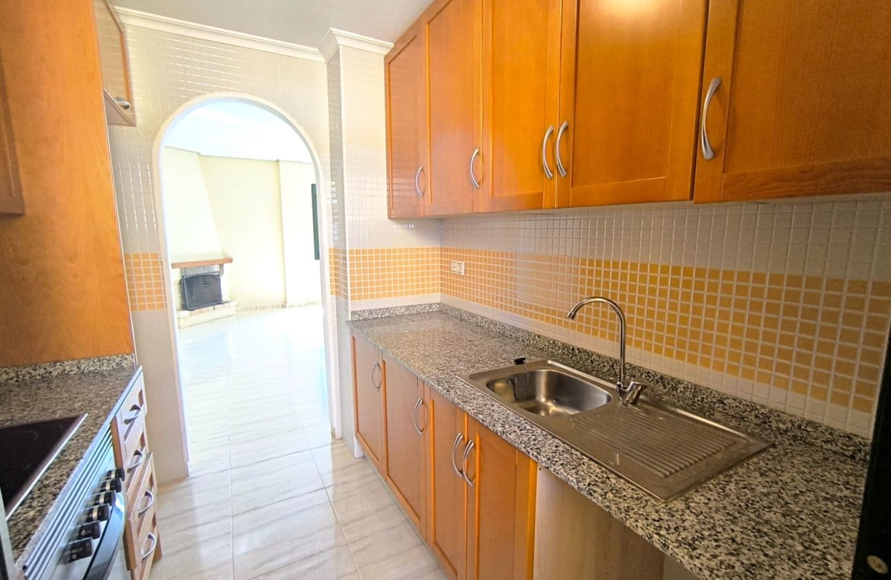 2 bedroom Semi-detached Villa for sale in Ciudad Quesada with pool garage - € 229,950 (Ref: 9793475)