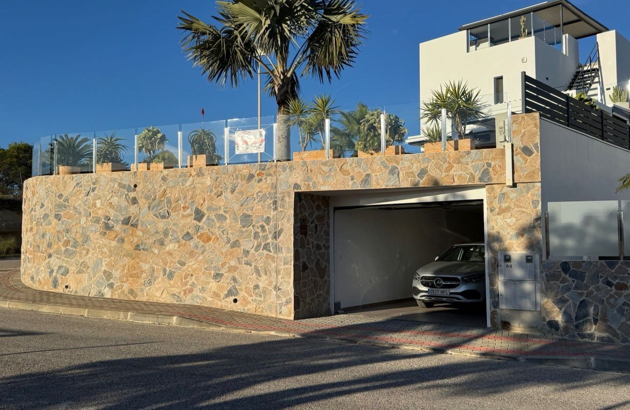 3 Zimmer Villa zu verkaufen in Algorfa mit Pool - 729.000 € (Ref: 9809407)