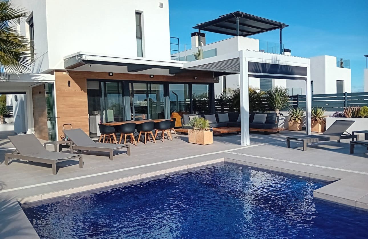 3 Zimmer Villa zu verkaufen in Algorfa mit Pool - 729.000 € (Ref: 9809407)
